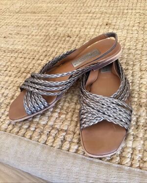 Calico Size 8 Metallic Woven Leather Slingback Sandals Square Toe
